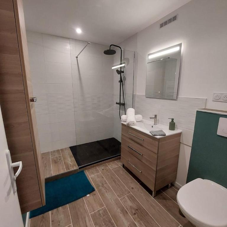 Le Coup de Coeur - À 4min du Sanctuaire - 1min des commerces - 3pers - Apartment mit 1 Schlafzimmer - 17