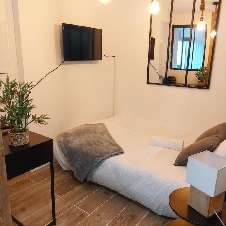 Le Coup de Coeur - À 4min du Sanctuaire - 1min des commerces - 3pers - Apartment mit 1 Schlafzimmer - 18