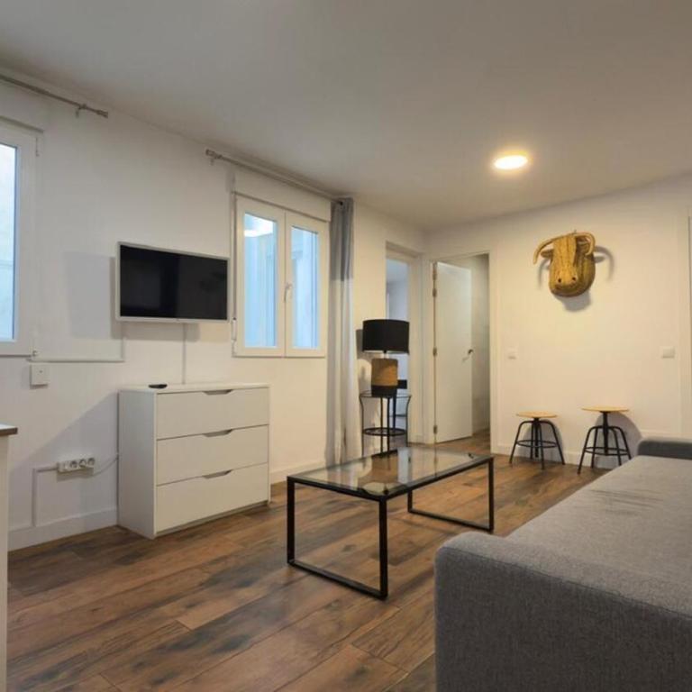 Centrally located in Madrid 3I - One-Bedroom Apartment - 7