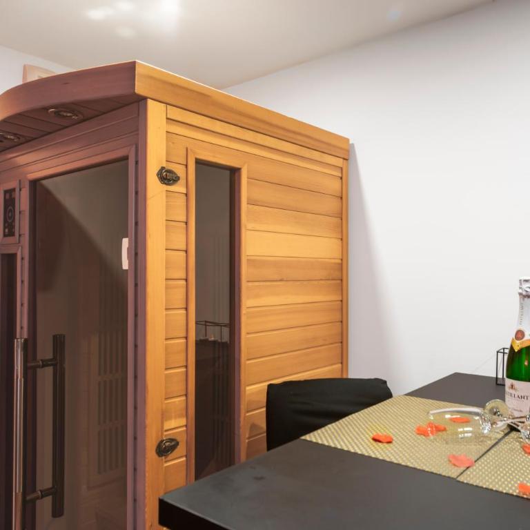 LE COCON- Jacuzzi & Sauna privés By SweetDreams - Apartment mit 1 Schlafzimmer - 4