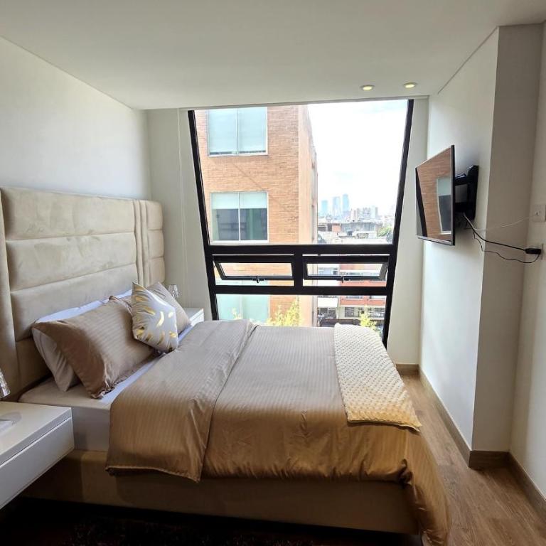 Moderno Estudio en Chapinero - Apartamento de 2 dormitorios - 83
