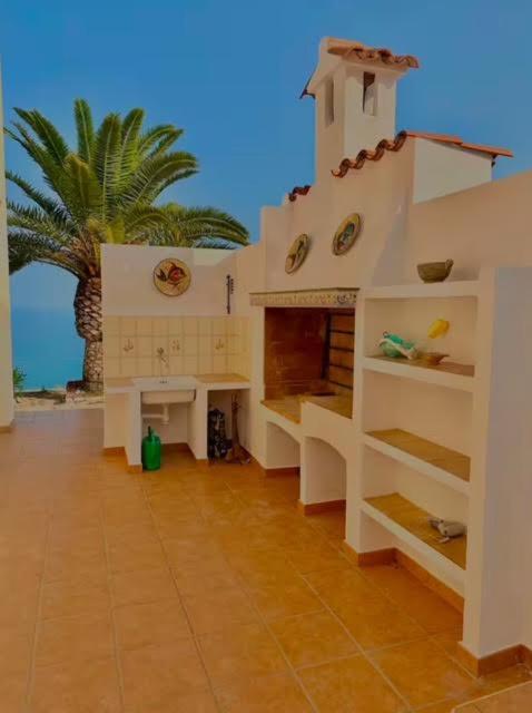 Traumvilla mit privaten Pool - Villa con vistas al mar - 25