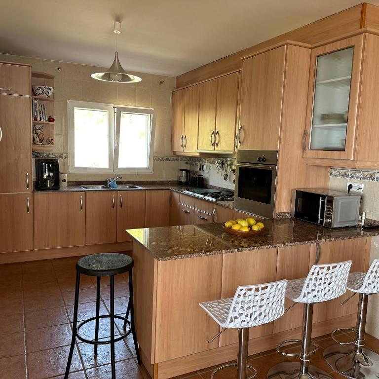 Traumvilla mit privaten Pool - Villa con vistas al mar - 15