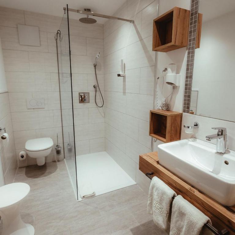 Hotel Gasthof Walcher - Deluxe Double Room - 5