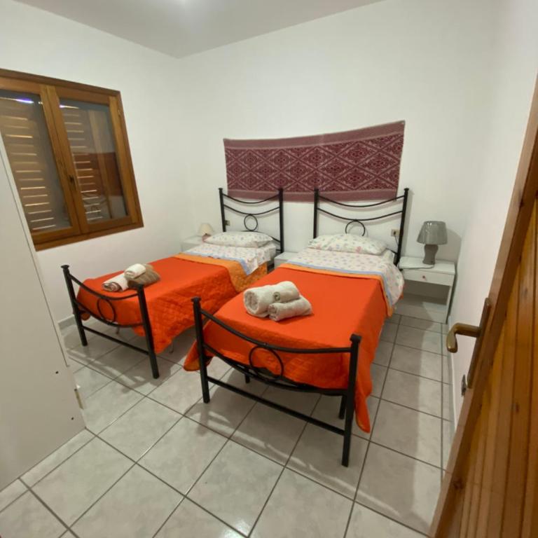 San Teodoro centro - Casa con 2 Camere da Letto - 33