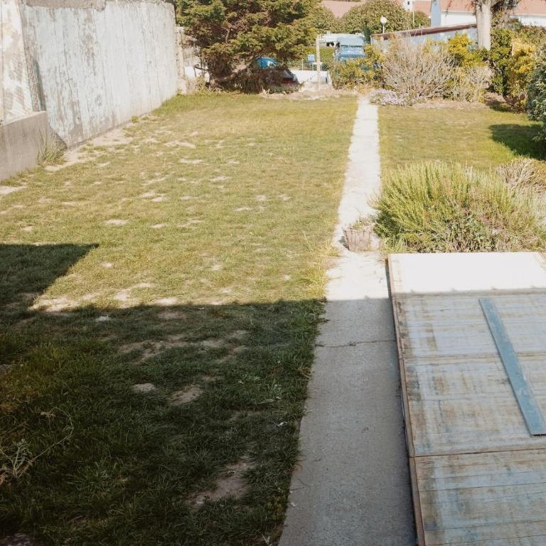 Agréable maison avec jardin à 100m de la plage - Maison 2 Chambres - 20