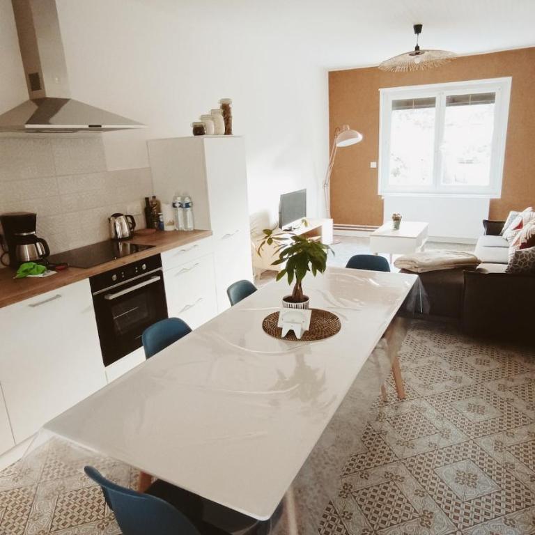 Agréable maison avec jardin à 100m de la plage - Maison 2 Chambres - 22