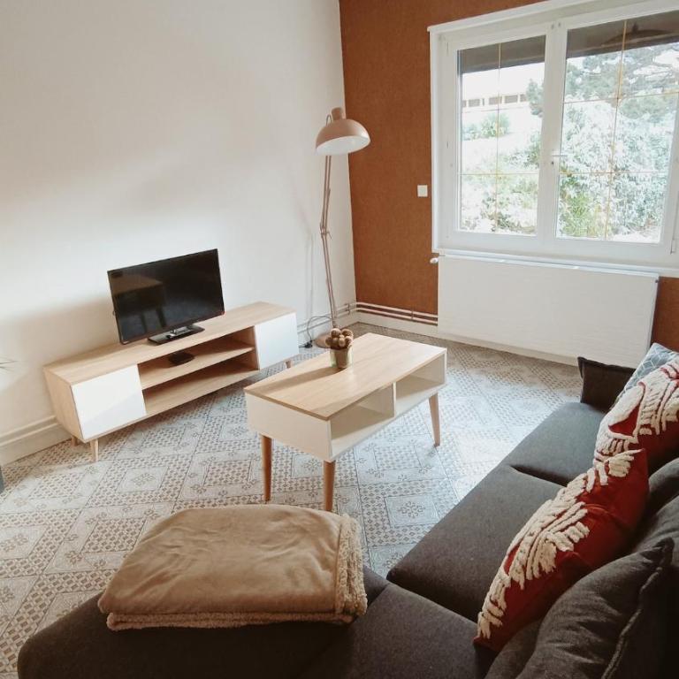 Agréable maison avec jardin à 100m de la plage - Maison 2 Chambres - 24