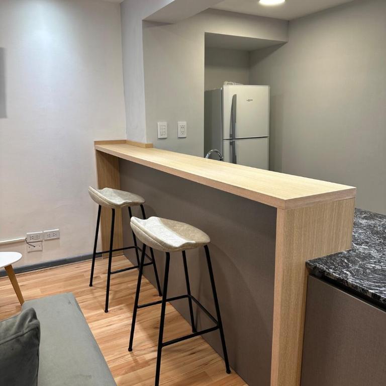 Centrico con cochera - Apartamento de 2 dormitorios - 12