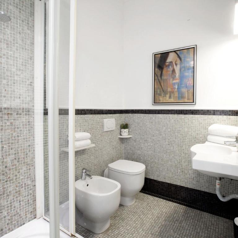 AMORE RENTALS - Casa Amore - Four-Bedroom Deluxe Apartment - 21