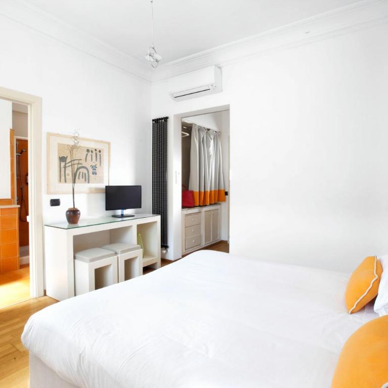 AMORE RENTALS - Casa Amore - Four-Bedroom Deluxe Apartment - 4