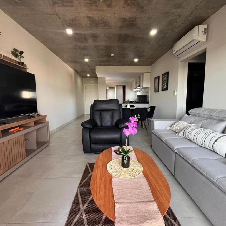 Fantastico dpto zona aeropuerto - Two-Bedroom Apartment with View - 6