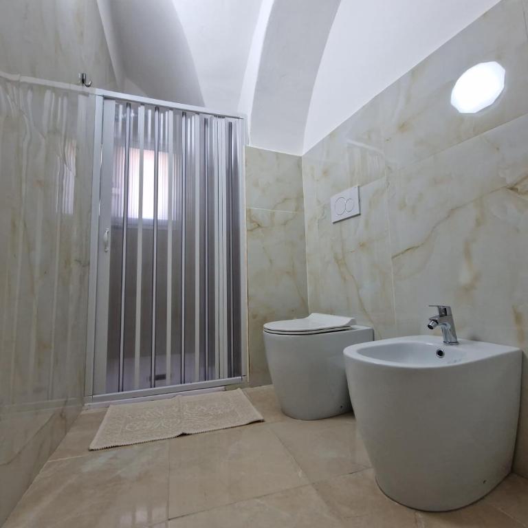 Daniel's House - One-Bedroom Apartment - 8