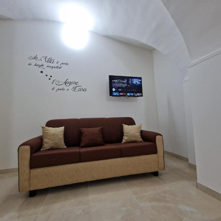 Daniel's House - One-Bedroom Apartment - 7