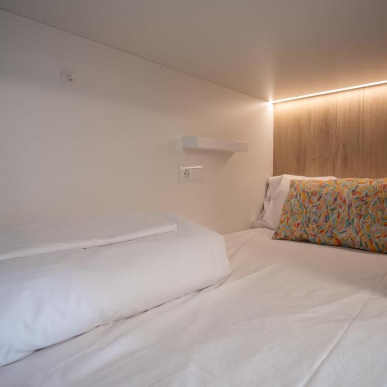 Veranera Hostel - Cama en habitación compartida mixta de 6 camas - 1