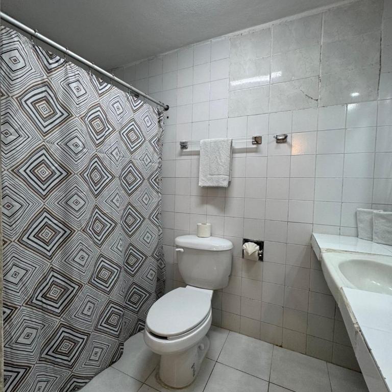 Hotel Caribe - Habitación Estándar - 1 cama grande - 5