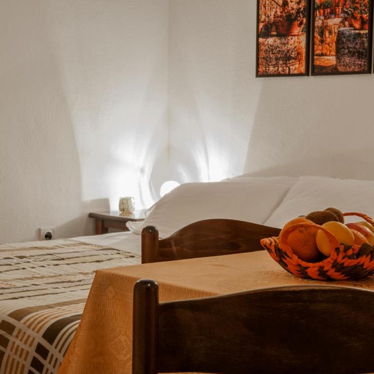 Huter Apartments - One-Bedroom Apartment with Balcony - 13