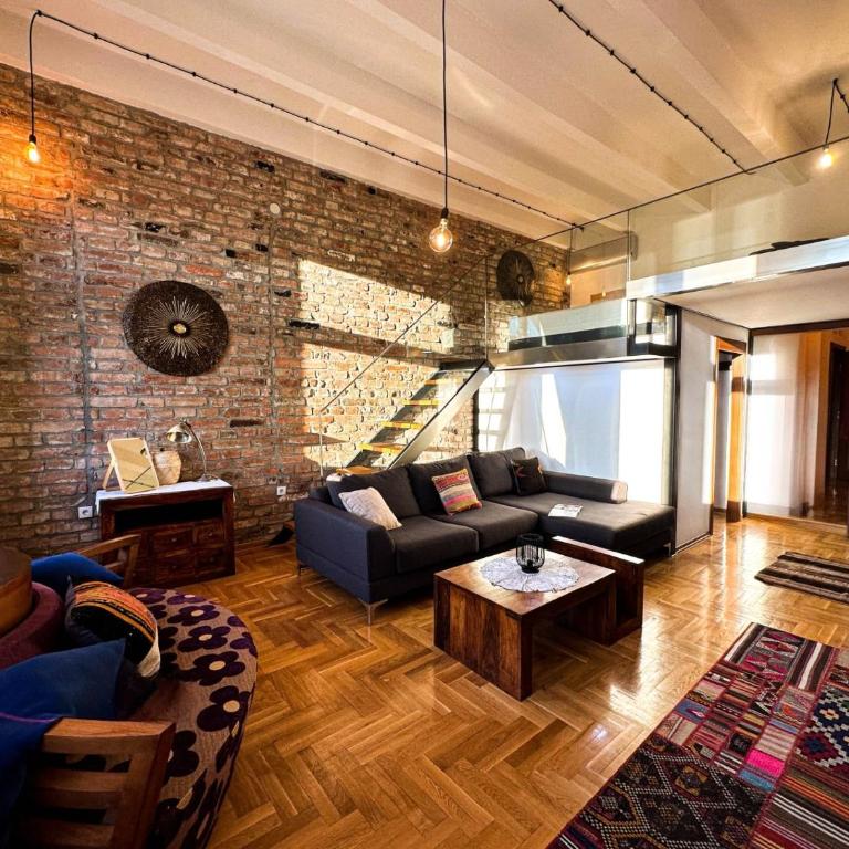 Friends Loft Sava View Old Town NEW - Apartman sa 2 Spavaće Sobe i Balkonom - 1