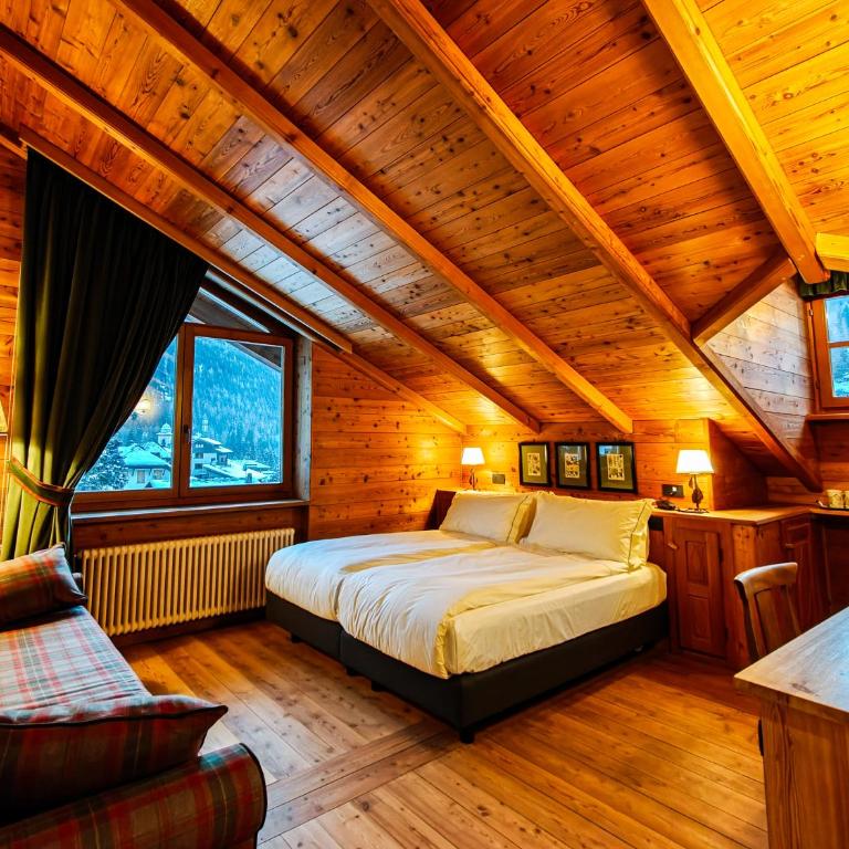 Hotel Breithorn - Camera Tripla Luxury - 1