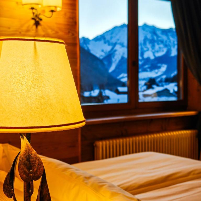 Hotel Breithorn - Camera Tripla Luxury - 10