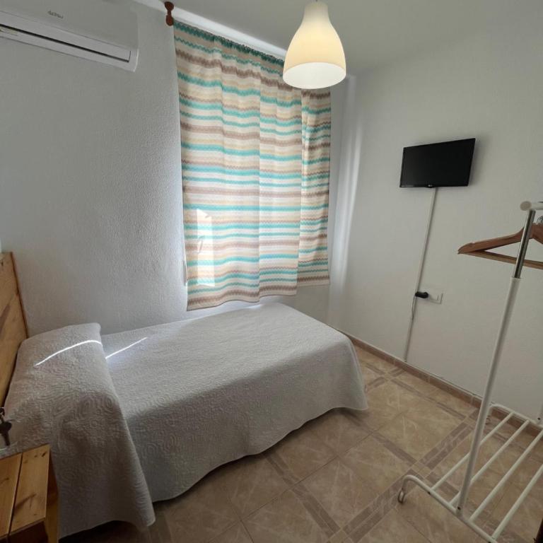 Hostal Barbate - Habitación Individual - 4