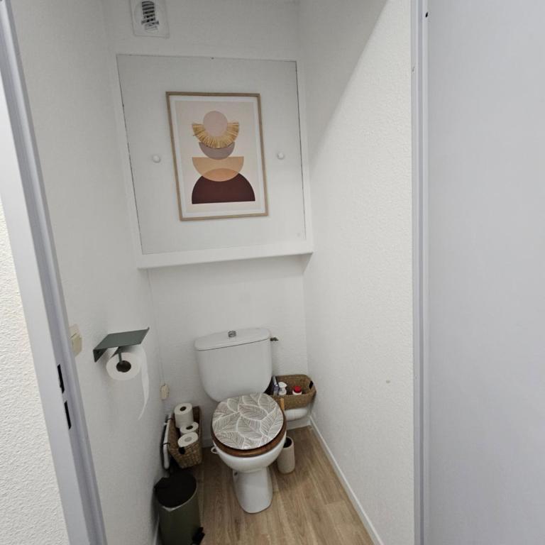 LE COSY VERDE Résidence Les Goélettes Appartement avec terrasse - Clim - Wifi - parking - Piscine - Front de mer - 2 Vélos à disposition - Apartment mit 1 Schlafzimmer - 8