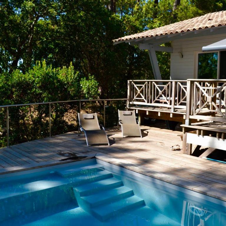 Villa avec piscine sur le golf entre lac et Océan - Villa avec Piscine Privée - 2