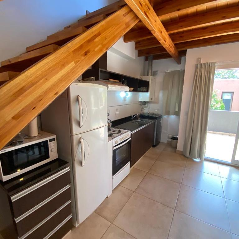 Complejo Brumana - Habitación Familiar con balcón - 2