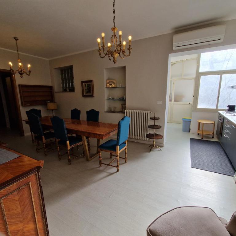 CapoMassimo - Three-Bedroom Superior Apartment - 14