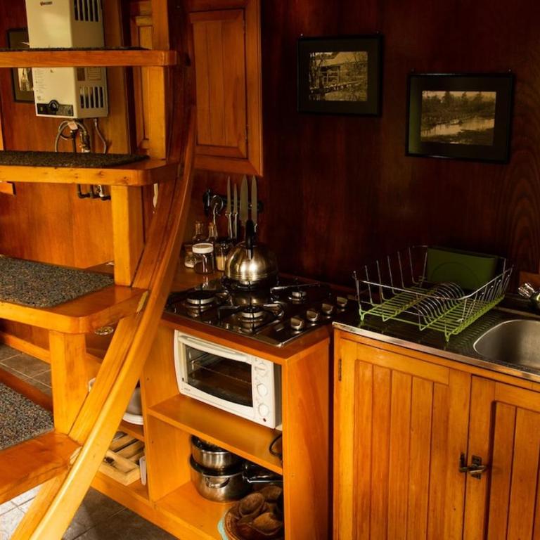 Unique Tree House Hideaway in Nature - Two-Bedroom House - 5