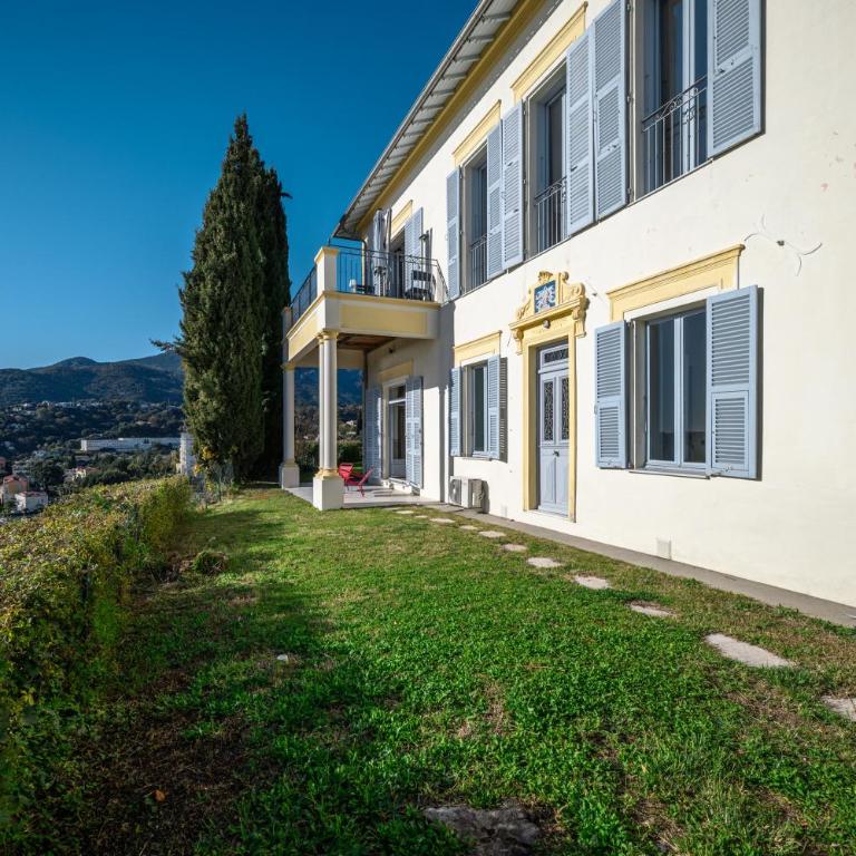 Magnifique Villa d'époque vue mer, plage à 12 min à pieds - Villa - 99