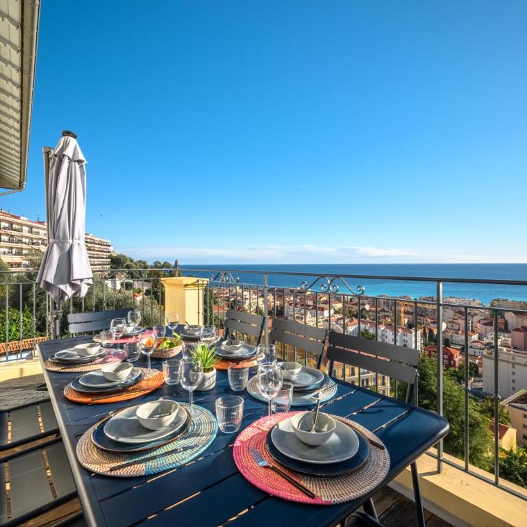 Magnifique Villa d'époque vue mer, plage à 12 min à pieds - Villa - 79