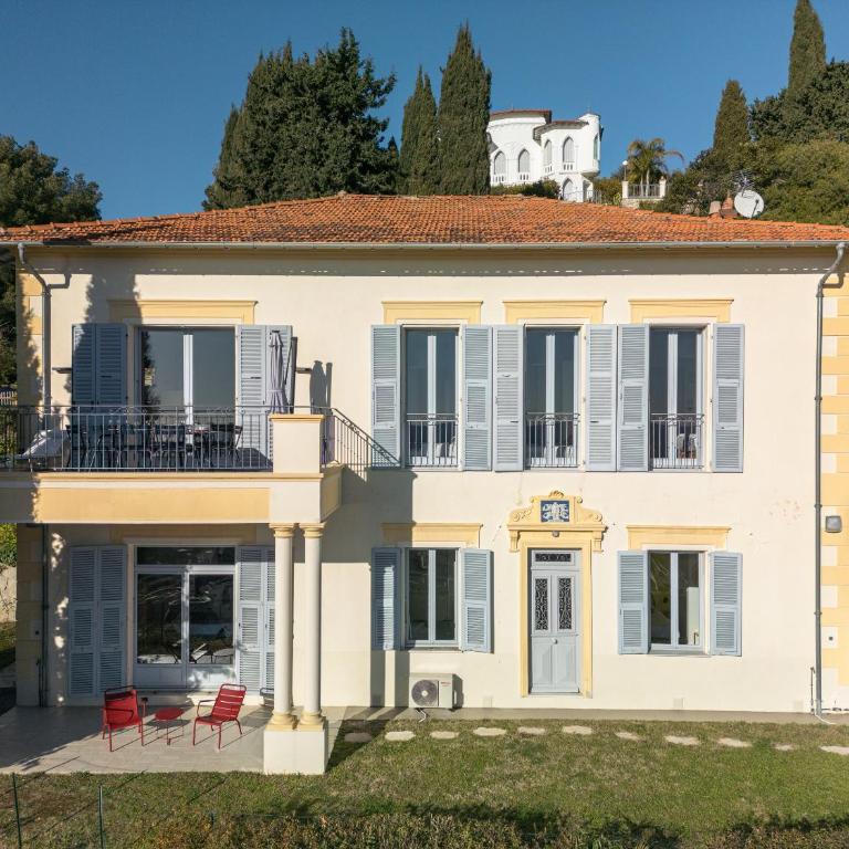 Magnifique Villa d'époque vue mer, plage à 12 min à pieds - Villa - 2