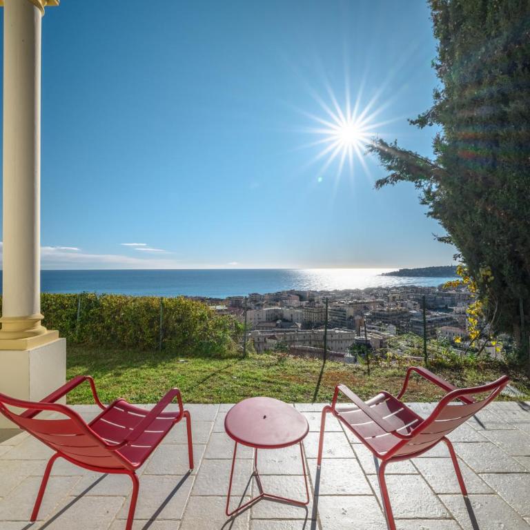 Magnifique Villa d'époque vue mer, plage à 12 min à pieds - Villa - 1