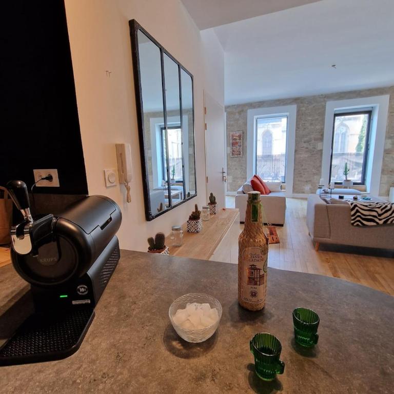 Le Saint Baudile 80sqm parking AC church view - Appartement 1 Chambre - 14