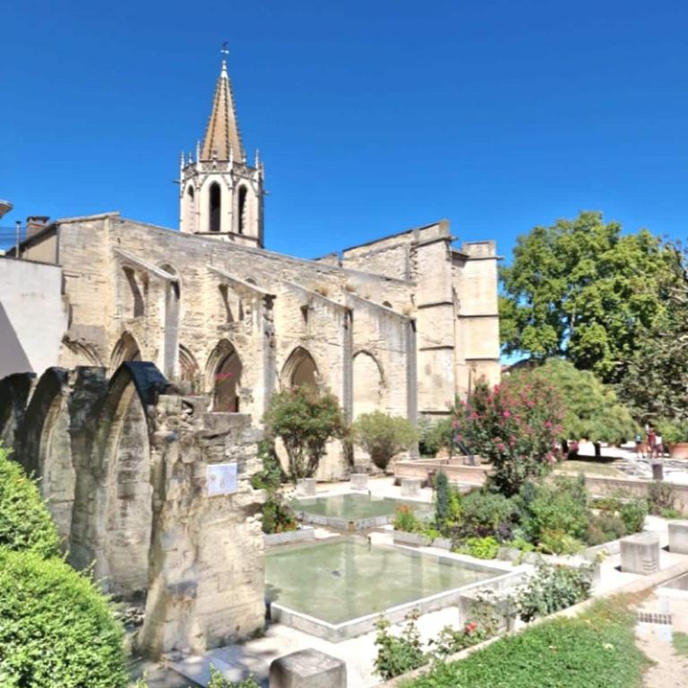 Le Saint Baudile 80sqm parking AC church view - Appartement 1 Chambre - 56