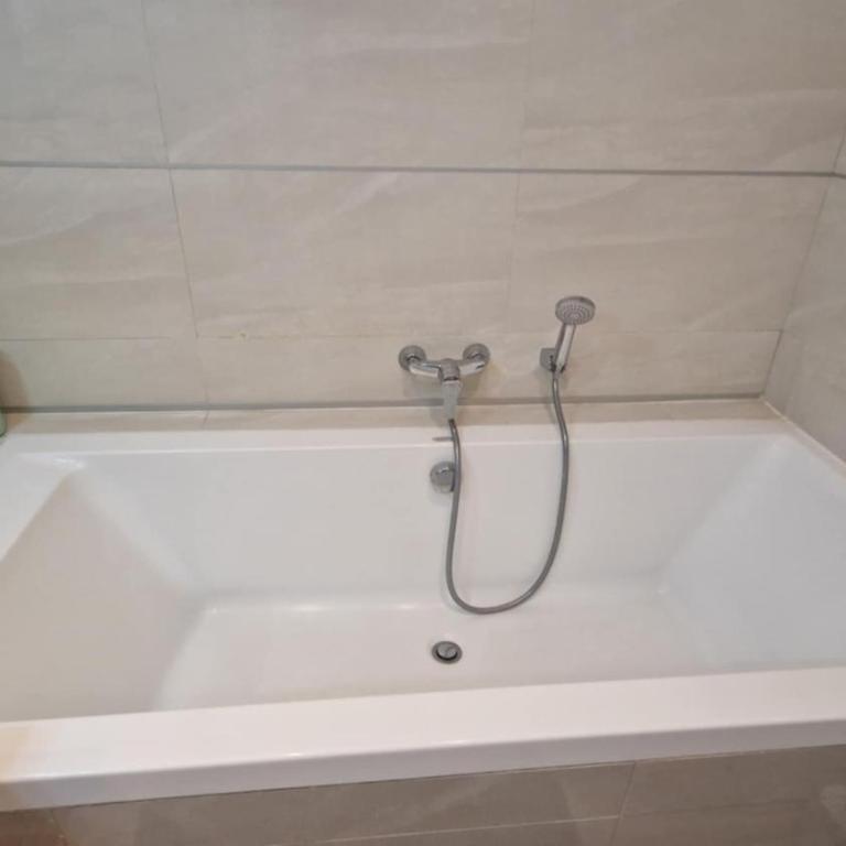 Reserva del Higueron Palm and Pool Apartment - Two-Bedroom Apartment with Garden View - 15
