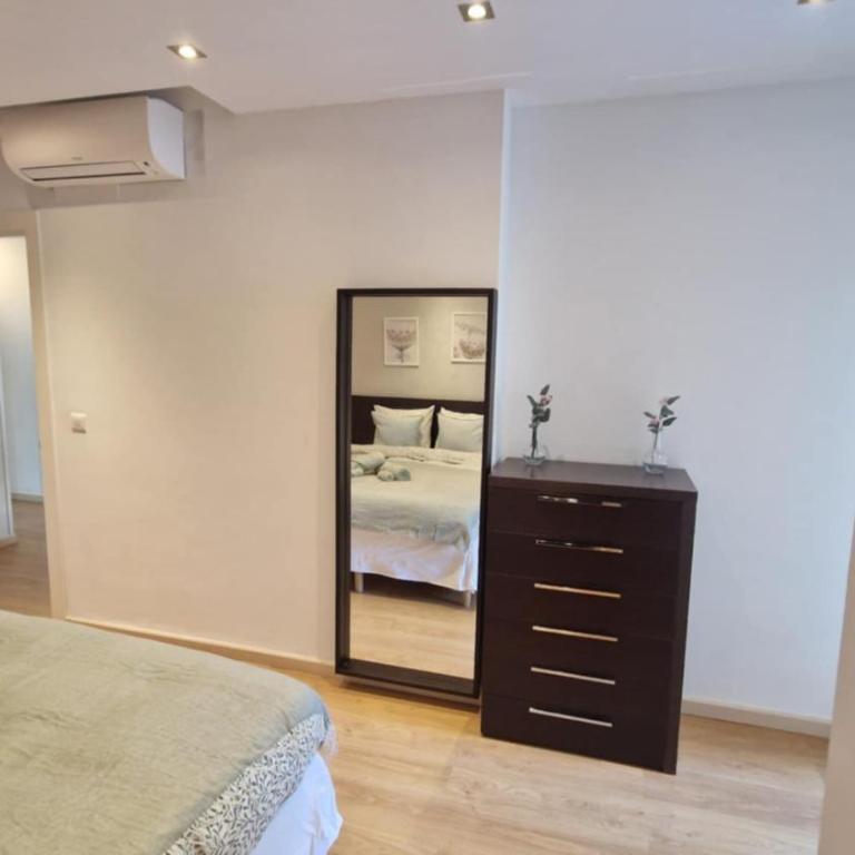 Reserva del Higueron Palm and Pool Apartment - Two-Bedroom Apartment with Garden View - 27