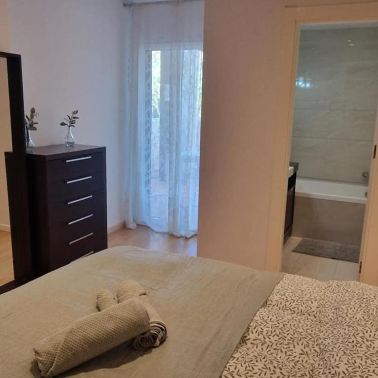 Reserva del Higueron Palm and Pool Apartment - Two-Bedroom Apartment with Garden View - 49