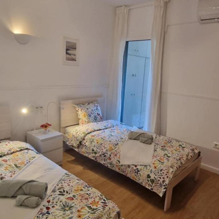 Reserva del Higueron Palm and Pool Apartment - Two-Bedroom Apartment with Garden View - 55