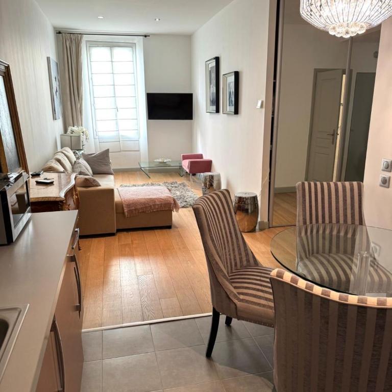 3P Cannes Centre 2min Palais des Festivals,Rue du Antibe location - Apartment mit 2 Schlafzimmern - 5