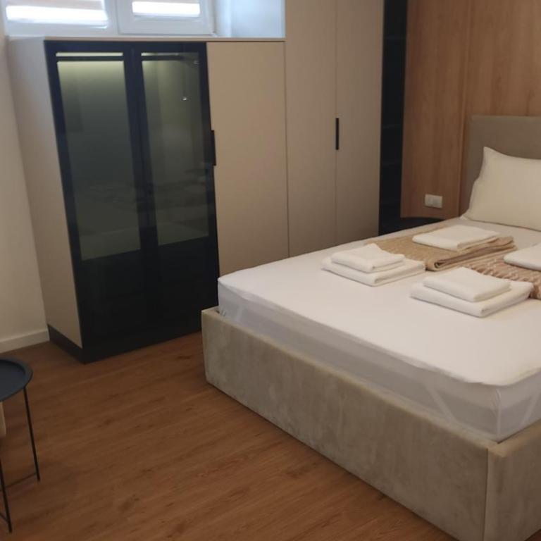 Apartmani Dobrinja - Free parking - Apartman sa 1 Spavaćom Sobom i Spa Kadom - 32