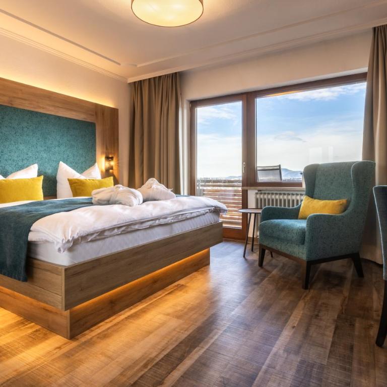 Hotel Bergruh - Doppelzimmer mit Bergblick - 5