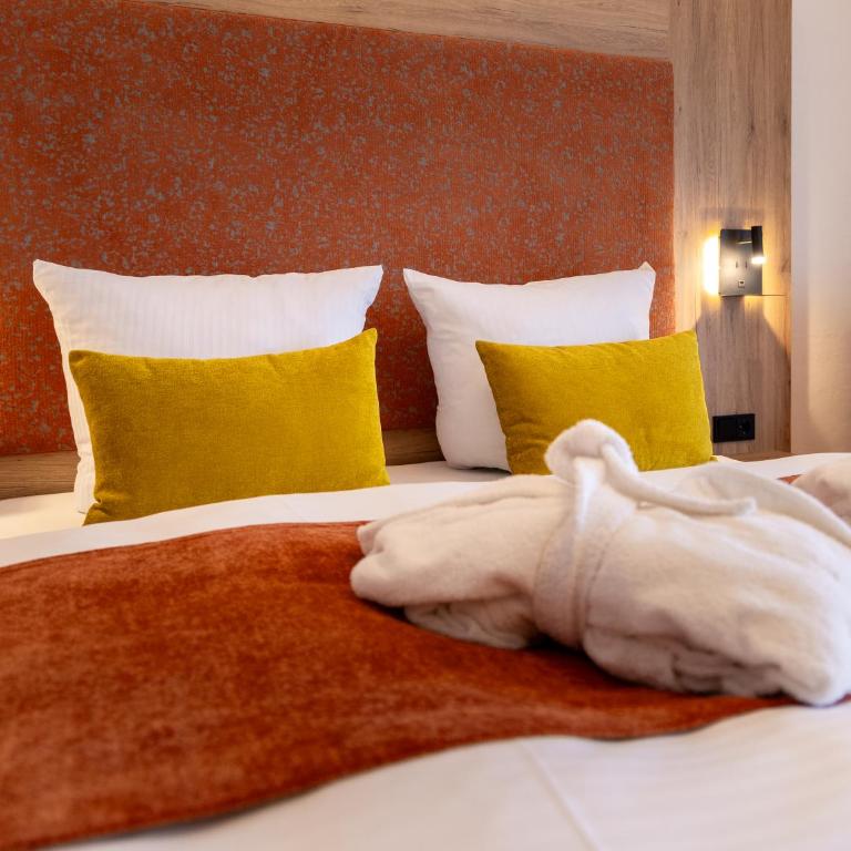 Hotel Bergruh - Double Room facing north or west - 5