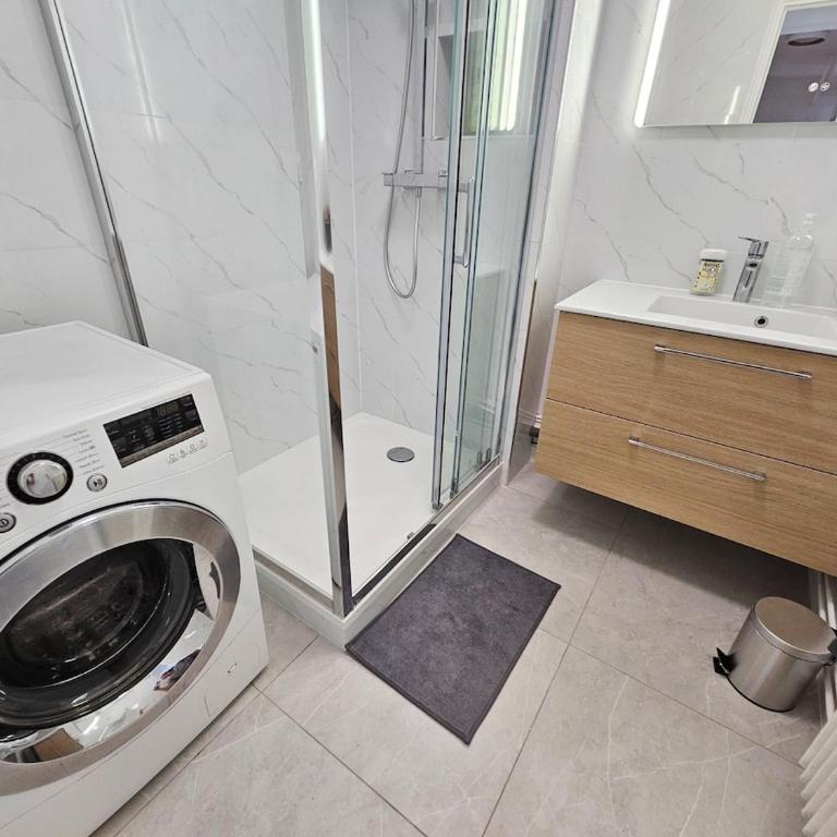 Grand appt for 7p center city - Appartement - 27