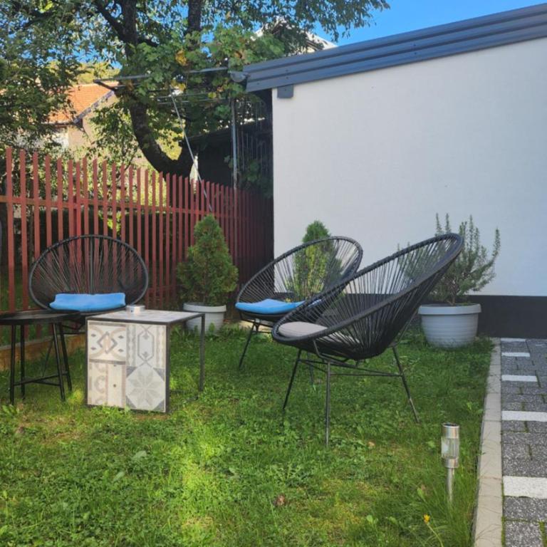 Apartmani Dobrinja - Free parking - Apartman sa 1 Spavaćom Sobom i Spa Kadom - 44