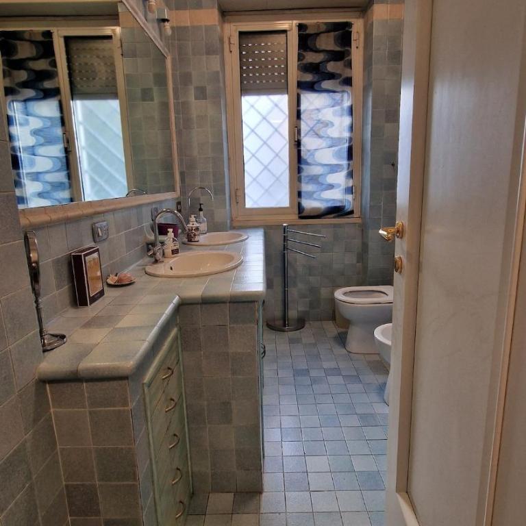 Peck House in Marconi San Paolo - Appartamento con 2 Camere da Letto e Balcone - 15