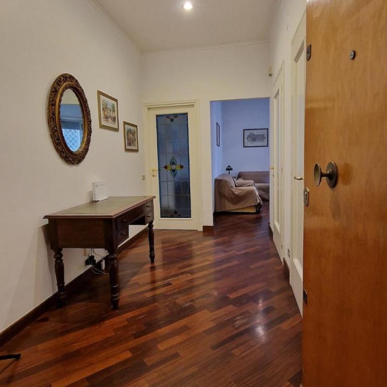 Peck House in Marconi San Paolo - Appartamento con 2 Camere da Letto e Balcone - 18