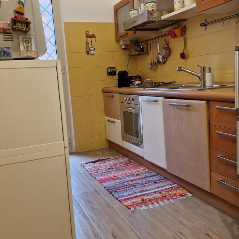 Peck House in Marconi San Paolo - Appartamento con 2 Camere da Letto e Balcone - 9
