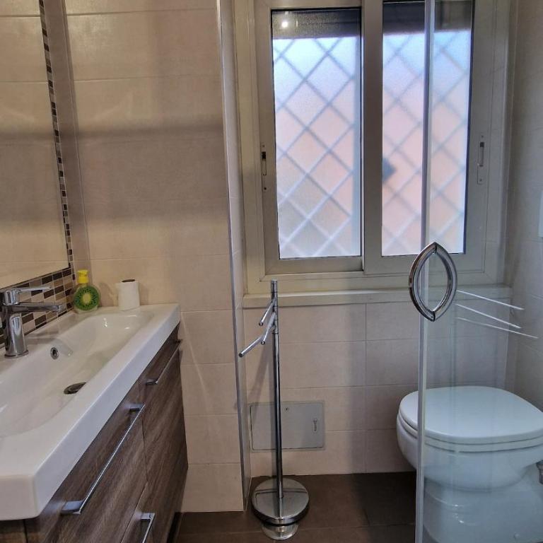 Peck House in Marconi San Paolo - Appartamento con 2 Camere da Letto e Balcone - 19